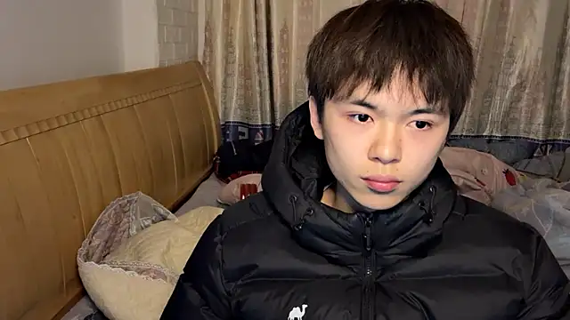 Snapshot of xiaottt1918 chatting on January 22, 2025, 12:17 pm xiaottt1918 online show from January 22, 2025, 12:17 pm