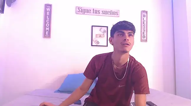 harrytomson 1 online show from December 26, 2024, 1:29 am