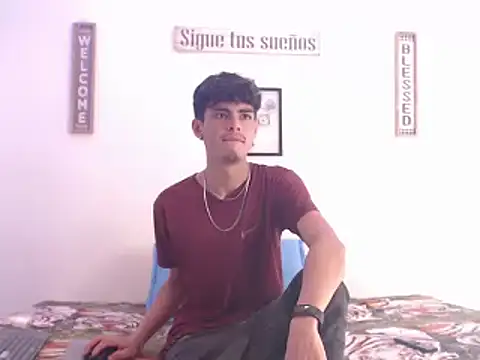 harrytomson 1 online show from January 11, 2025, 4:57 pm