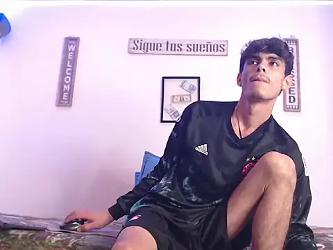 harrytomson 1 online show from January 30, 2025, 8:22 am