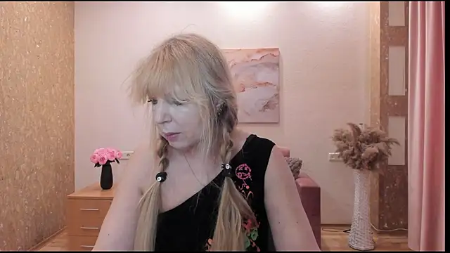 Anna Diax online show from April 2, 2026, 11:41 am