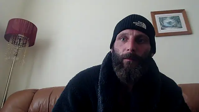 Snapshot of AnodicDemotic chatting on October 10, 2025, 9:30 am AnodicDemotic online show from October 10, 2025, 9:30 am