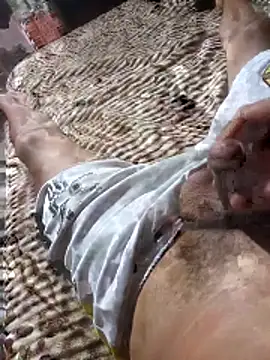 Snapshot of ElBati492 chatting on October 22, 2025, 5:52 am ElBati492 online show from October 22, 2025, 5:52 am