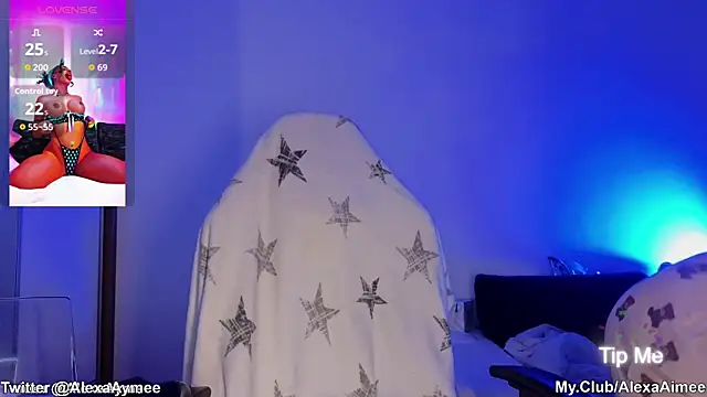 AlexaAimee online show from November 19, 2025, 1:27 am