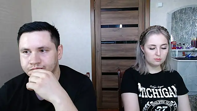 Kristy-Max online show from February 23, 2025, 10:39 am