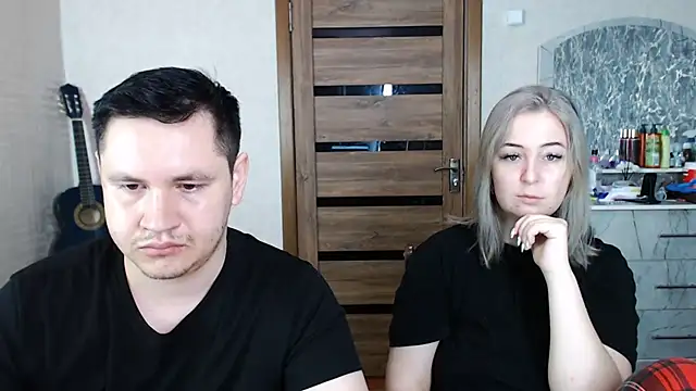 Kristy-Max online show from February 25, 2025, 4:46 am