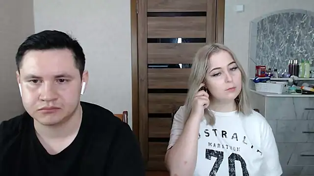 Kristy-Max online show from March 1, 2025, 2:15 am