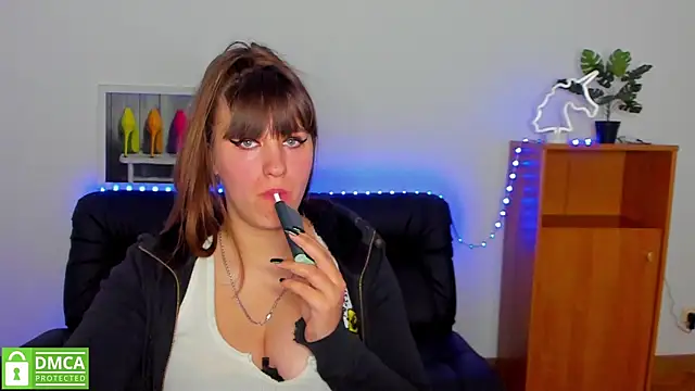 Amali Ivanna smit online show from February 27, 2025, 3:37 pm