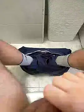 Snapshot of user_662 chatting on February 26, 2025, 8:04 am user 662 online show from February 26, 2025, 8:04 am