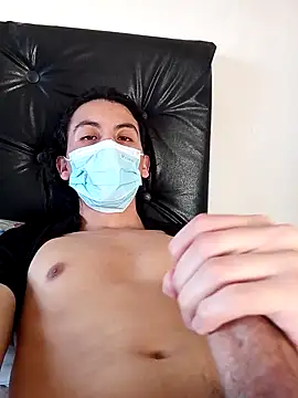 FKF2004 online show from September 24, 2025, 8:45 pm