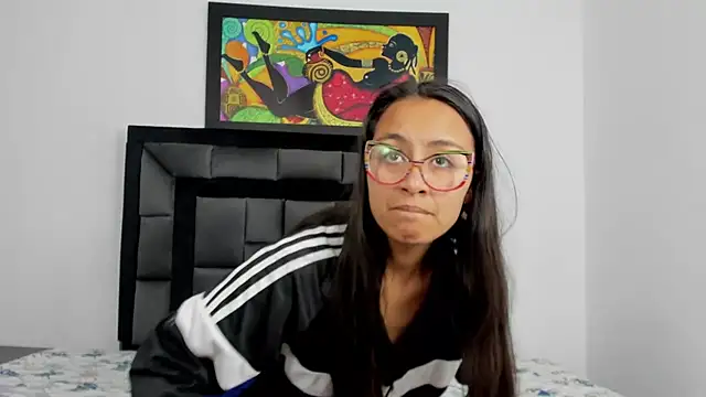 Snapshot of tatiana_valencia chatting on January 6, 2025, 2:25 pm tatiana valencia online show from January 6, 2025, 2:25 pm