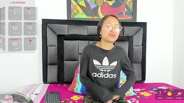 Snapshot of tatiana_valencia chatting on March 10, 2025, 12:26 pm tatiana valencia online show from March 10, 2025, 12:26 pm