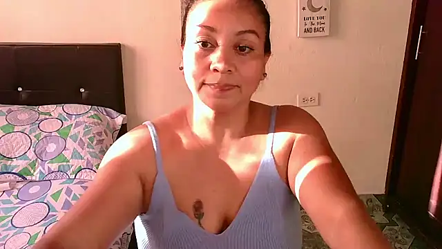 zaray bella online show from October 14, 2025, 9:37 pm