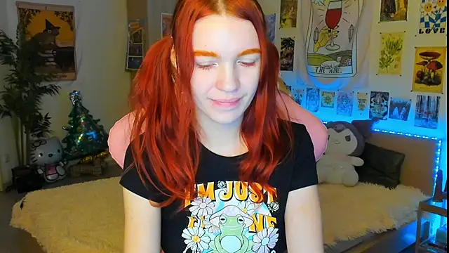 Snapshot of Sunny_Elly chatting on December 29, 2024, 5:53 am Sunny Elly online show from December 29, 2024, 5:53 am