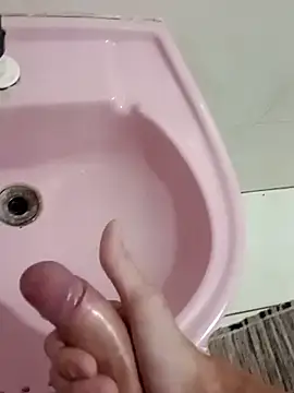 Pauzudoooootk online show from February 11, 2026, 12:48 am