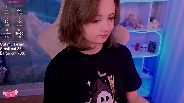 Mary uw online show from November 2, 2025, 1:30 am