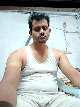 Long Laster online show from September 26, 2025, 8:51 am