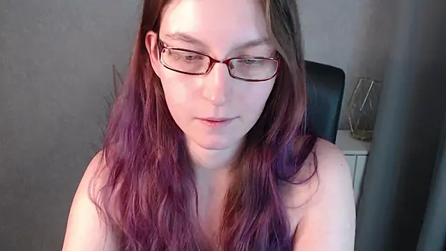 Snapshot of emmaxDelight chatting on January 14, 2025, 12:45 pm emmaxDelight online show from January 14, 2025, 12:45 pm