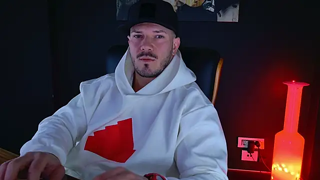 AngeloEric online show from December 29, 2024, 12:01 pm