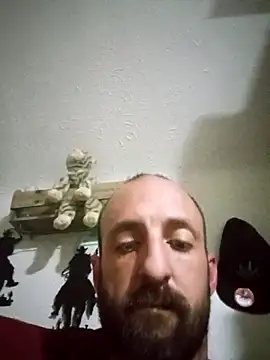 Snapshot of armdy371 chatting on April 23, 2026, 8:35 am armdy371 online show from April 23, 2026, 8:35 am