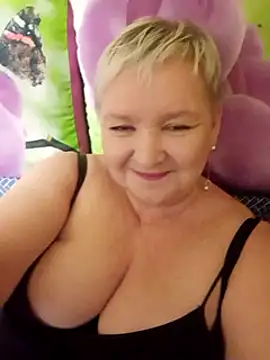 ForgetMeNot50 online show from March 11, 2025, 10:42 pm