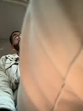 indosmoke online show from March 1, 2025, 2:04 am