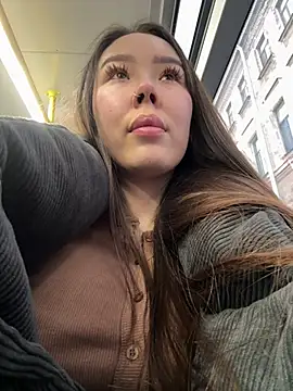 Asian Asami online show from February 5, 2025, 1:44 pm