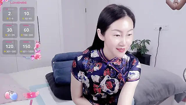 paopao-a online show from March 13, 2025, 4:38 am