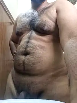 yourdreamman0705 online show from February 14, 2025, 4:26 am