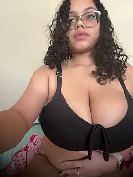 Snapshot of kelsmx chatting on January 21, 2025, 4:48 pm kelsmx online show from January 21, 2025, 4:48 pm