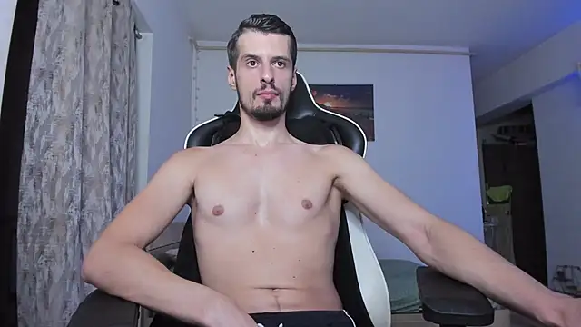 ToddClaytonn online show from September 17, 2025, 10:44 pm