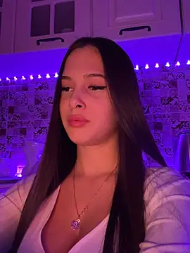 EricaWalls online show from December 12, 2024, 9:26 pm