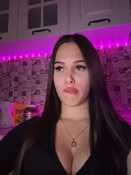 EricaWalls online show from March 21, 2025, 5:12 pm