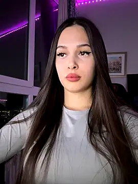 EricaWalls online show from December 17, 2025, 5:30 pm