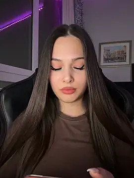 EricaWalls online show from January 13, 2026, 6:24 pm