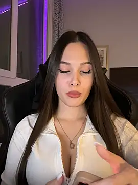 EricaWalls online show from March 31, 2026, 8:20 pm