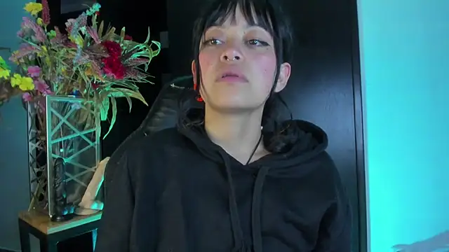 Snapshot of vanelope11 chatting on March 1, 2025, 6:35 am vanelope11 online show from March 1, 2025, 6:35 am