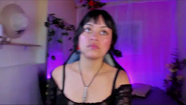 Snapshot of vanelope11 chatting on March 15, 2025, 4:10 pm vanelope11 online show from March 15, 2025, 4:10 pm