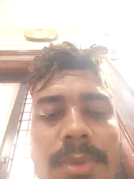 Snapshot of fuckingmahiesh chatting on February 9, 2025, 9:26 am fuckingmahiesh online show from February 9, 2025, 9:26 am