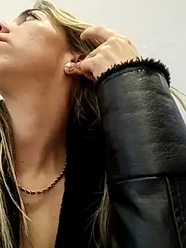 rachellboom online show from February 21, 2025, 12:27 am