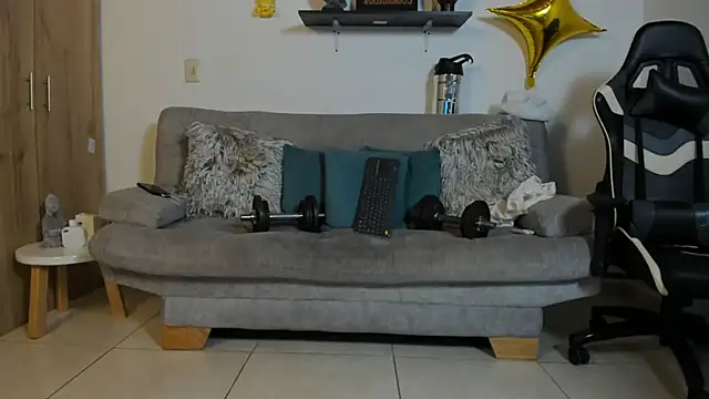 julian wallace online show from September 10, 2025, 2:39 pm