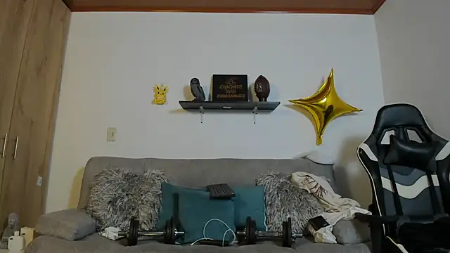 julian wallace online show from September 23, 2025, 4:10 pm