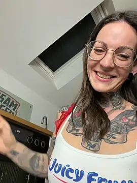 BrownieyQueen online show from February 5, 2026, 5:50 pm