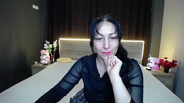 LiluGrants online show from December 1, 2025, 7:08 pm