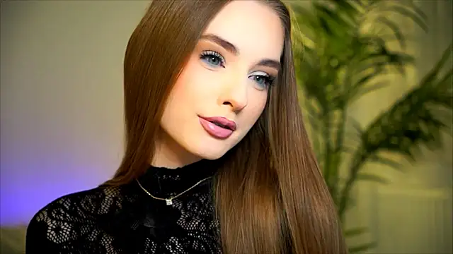 petitegonwiild online show from December 20, 2025, 11:01 pm