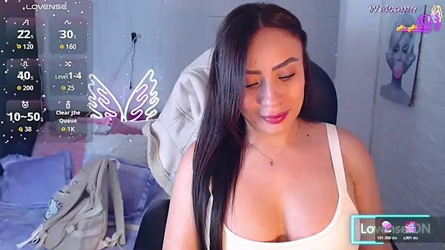 Snapshot of Paulina_627 chatting on May 12, 2026, 3:42 pm Paulina 627 online show from May 12, 2026, 3:42 pm