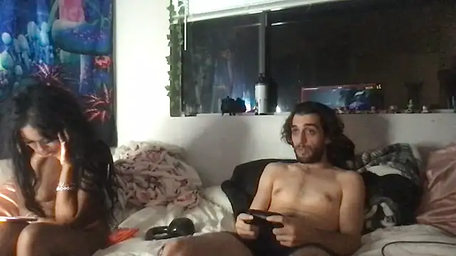 Snapshot of BLAKEJEWELS chatting on December 20, 2024, 2:05 pm BLAKEJEWELS online show from December 20, 2024, 2:05 pm