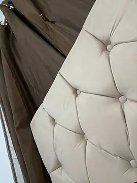 Snapshot of Palomasoouzaaak chatting on December 11, 2024, 4:49 am Palomasoouzaaak online show from December 11, 2024, 4:49 am