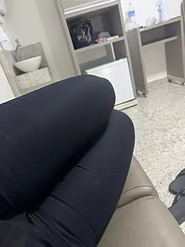 Snapshot of Palomasoouzaaak chatting on February 8, 2026, 11:19 pm Palomasoouzaaak online show from February 8, 2026, 11:19 pm