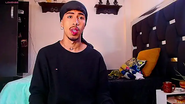 RyanRizzo online show from December 23, 2024, 7:41 pm